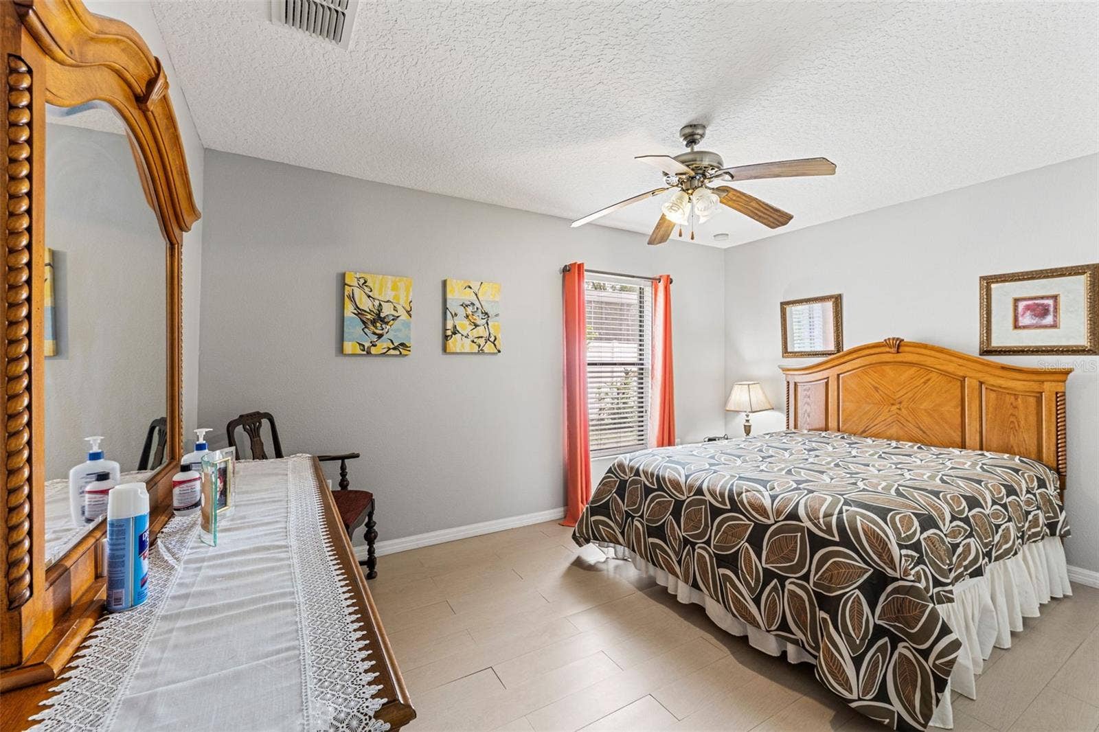 137 BLUEFIELD AVENUE, Deltona, FL 32738 137 BLUEFIELD AVENUE, Deltona, FL 32738