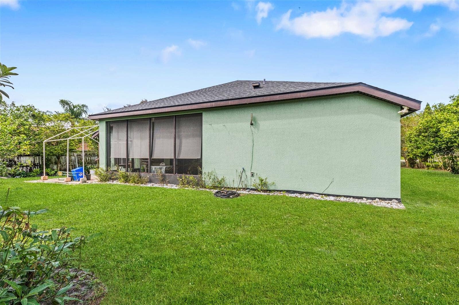 137 BLUEFIELD AVENUE, Deltona, FL 32738 137 BLUEFIELD AVENUE, Deltona, FL 32738