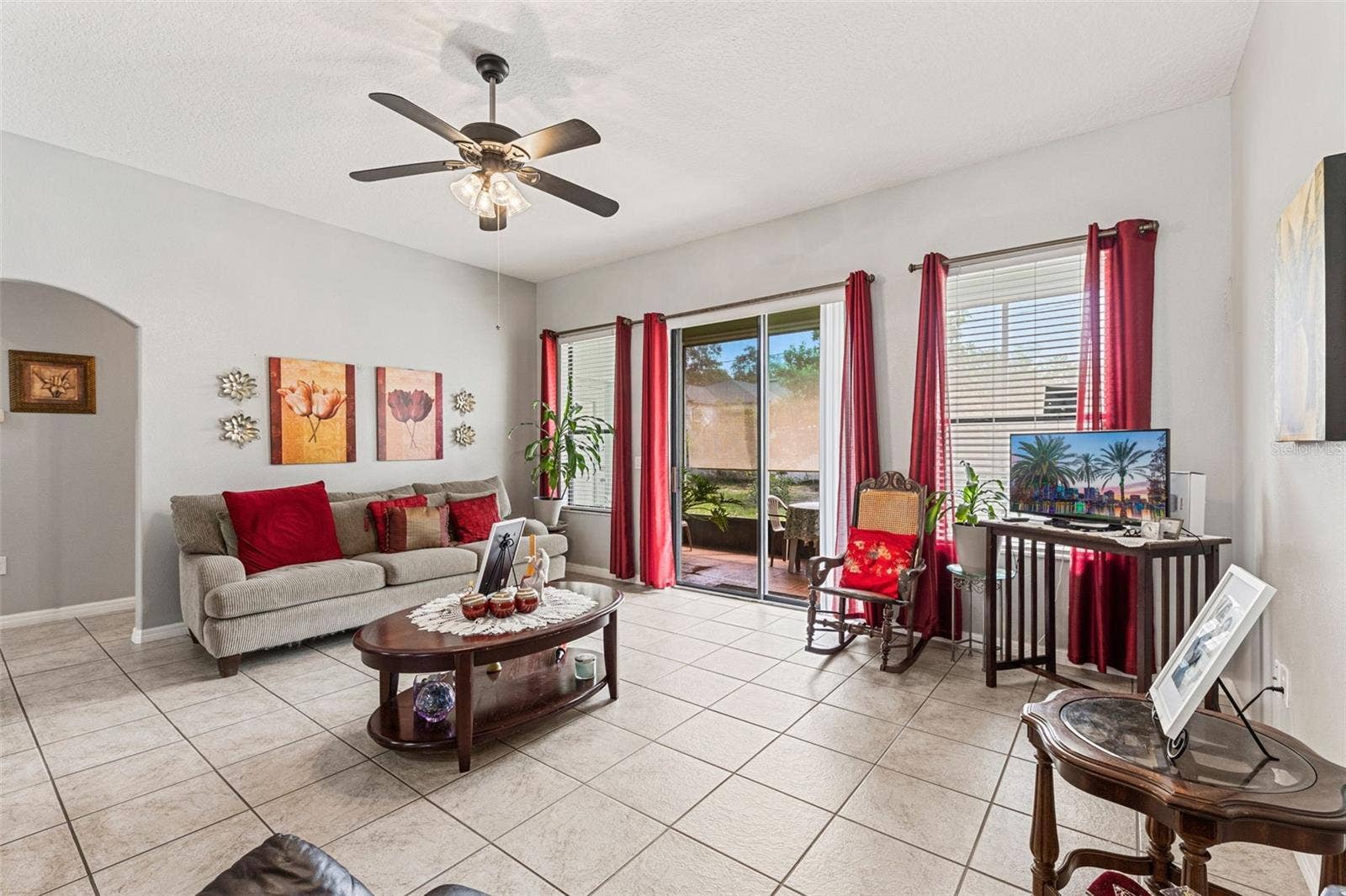 137 BLUEFIELD AVENUE, Deltona, FL 32738 137 BLUEFIELD AVENUE, Deltona, FL 32738