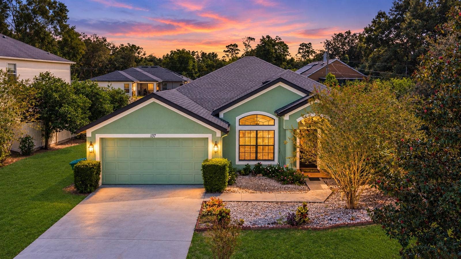 137 BLUEFIELD AVENUE, Deltona, FL 32738 137 BLUEFIELD AVENUE, Deltona, FL 32738