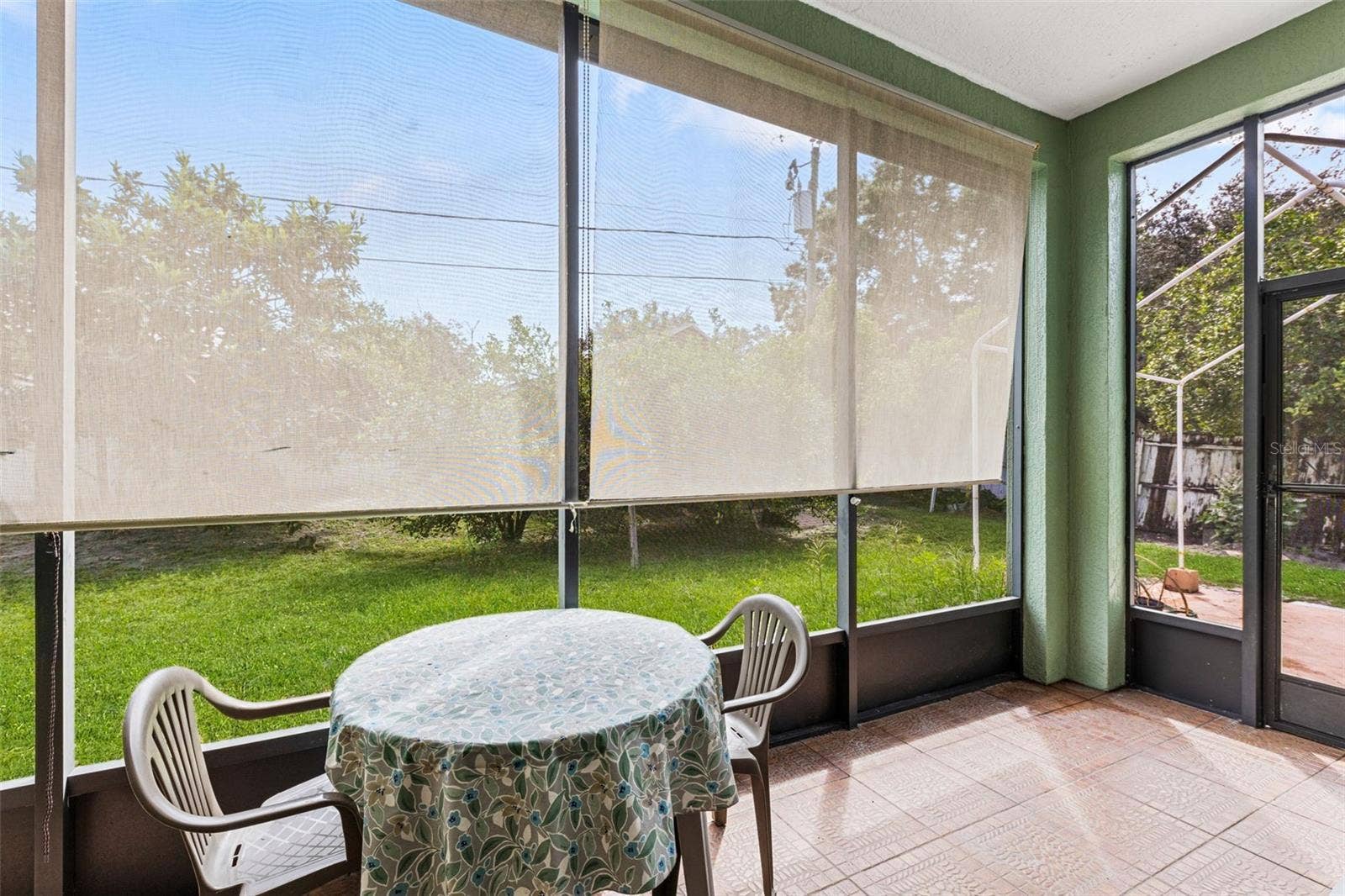 137 BLUEFIELD AVENUE, Deltona, FL 32738 137 BLUEFIELD AVENUE, Deltona, FL 32738