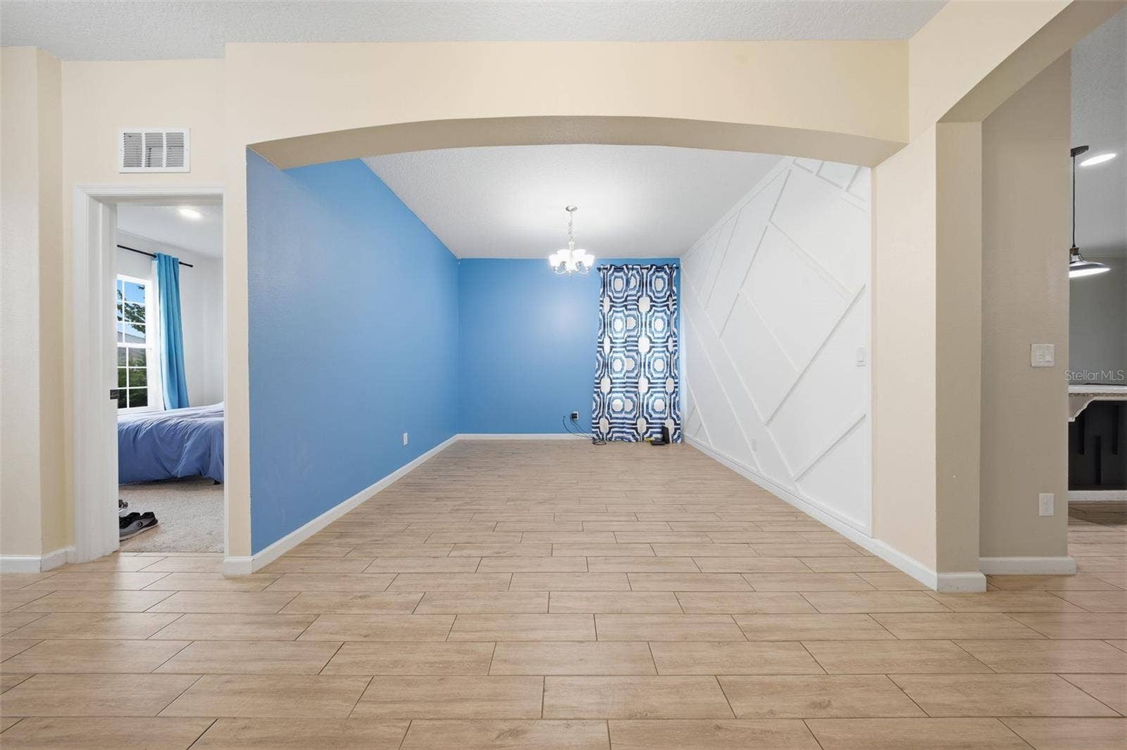 1034 CHELAN FALLS DRIVE, Deland, FL 32724 1034 CHELAN FALLS DRIVE, Deland, FL 32724