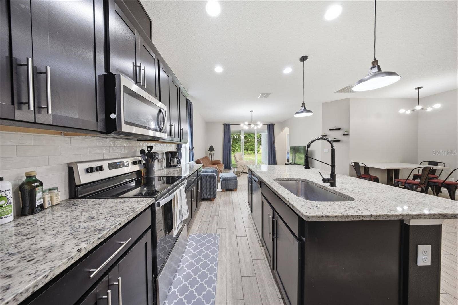 1034 CHELAN FALLS DRIVE, Deland, FL 32724 1034 CHELAN FALLS DRIVE, Deland, FL 32724