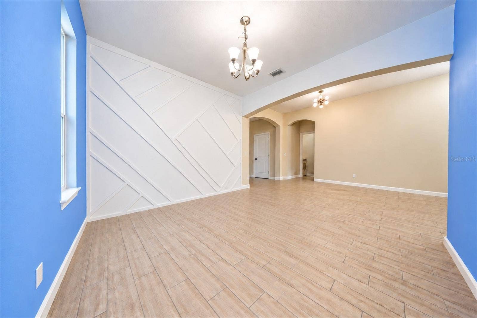 1034 CHELAN FALLS DRIVE, Deland, FL 32724 1034 CHELAN FALLS DRIVE, Deland, FL 32724