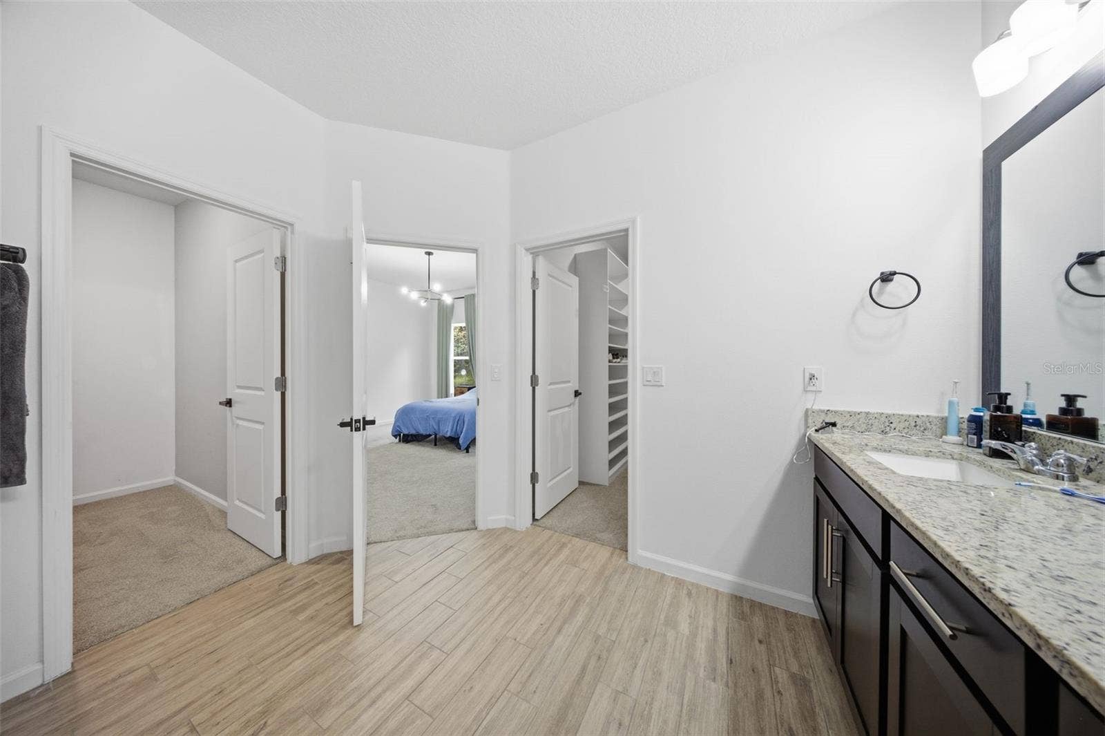 1034 CHELAN FALLS DRIVE, Deland, FL 32724 1034 CHELAN FALLS DRIVE, Deland, FL 32724