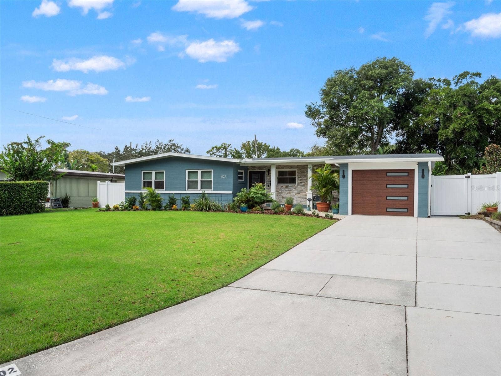 1502 DOVE DRIVE, Orlando, FL 32803 1502 DOVE DRIVE, Orlando, FL 32803