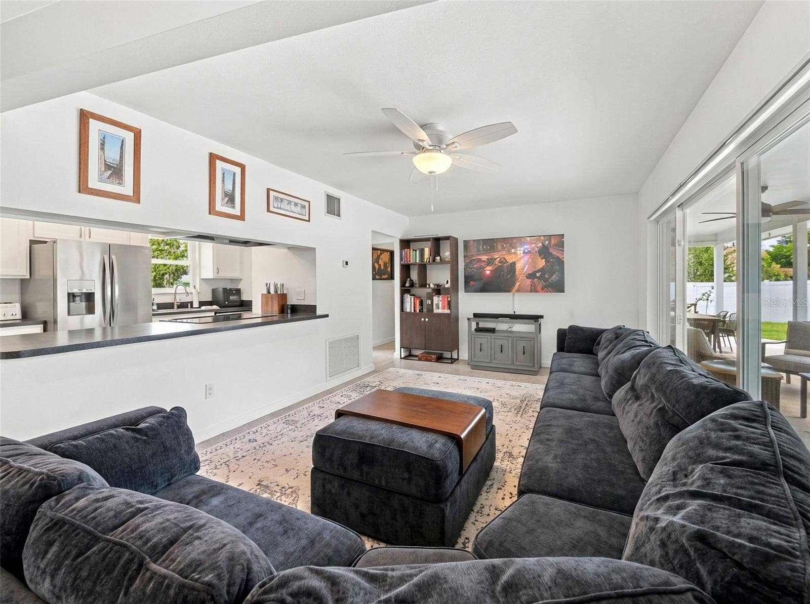 1502 DOVE DRIVE, Orlando, FL 32803 Living room