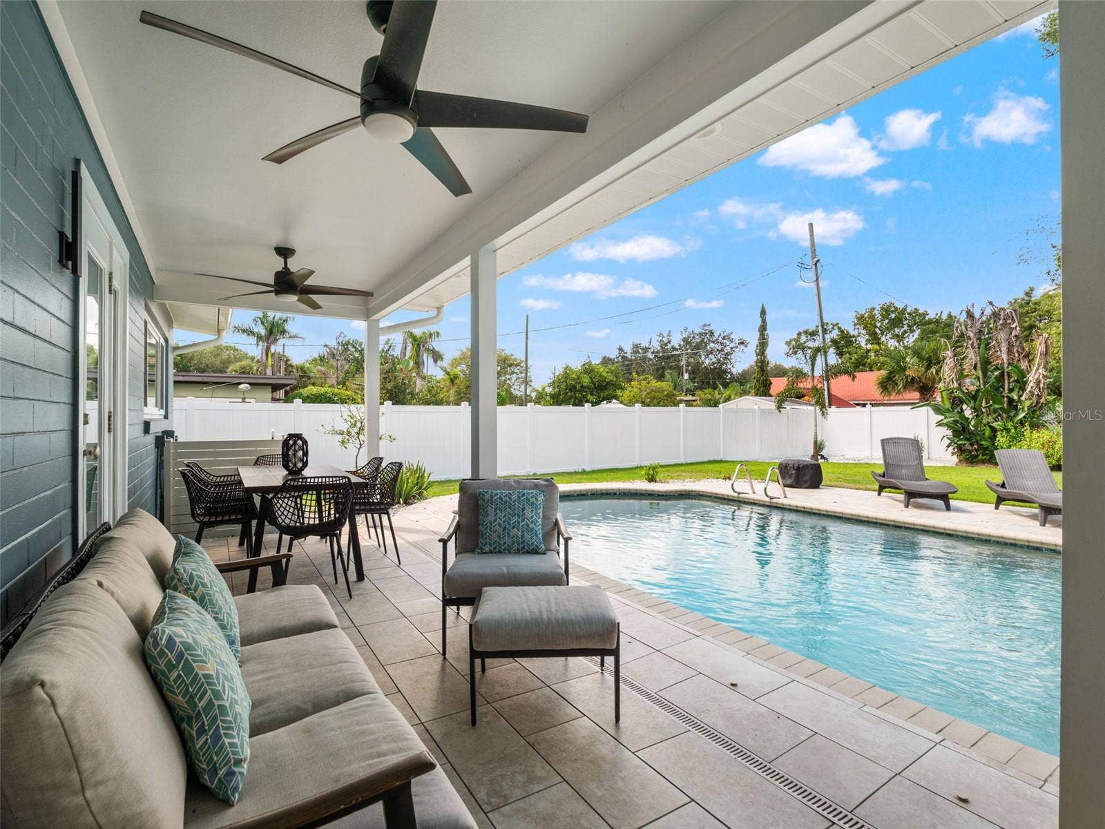1502 DOVE DRIVE, Orlando, FL 32803 1502 DOVE DRIVE, Orlando, FL 32803