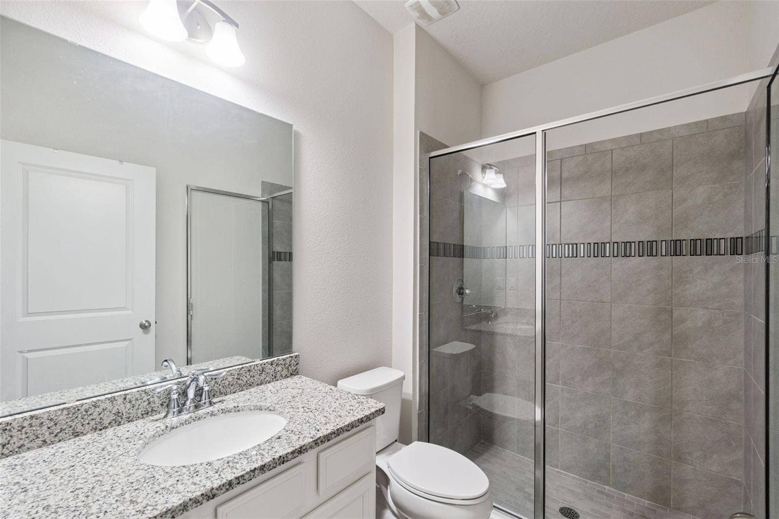 1622 CHELSEA MANOR CIRCLE, Deland, FL 32724 1ST FLOOR FULL BATHROOM