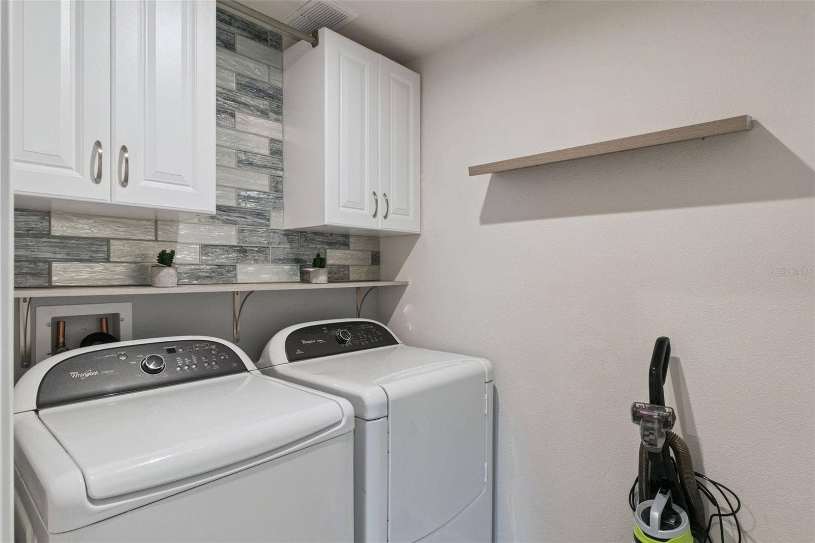 1622 CHELSEA MANOR CIRCLE, Deland, FL 32724 1622 CHELSEA MANOR CIRCLE, Deland, FL 32724
