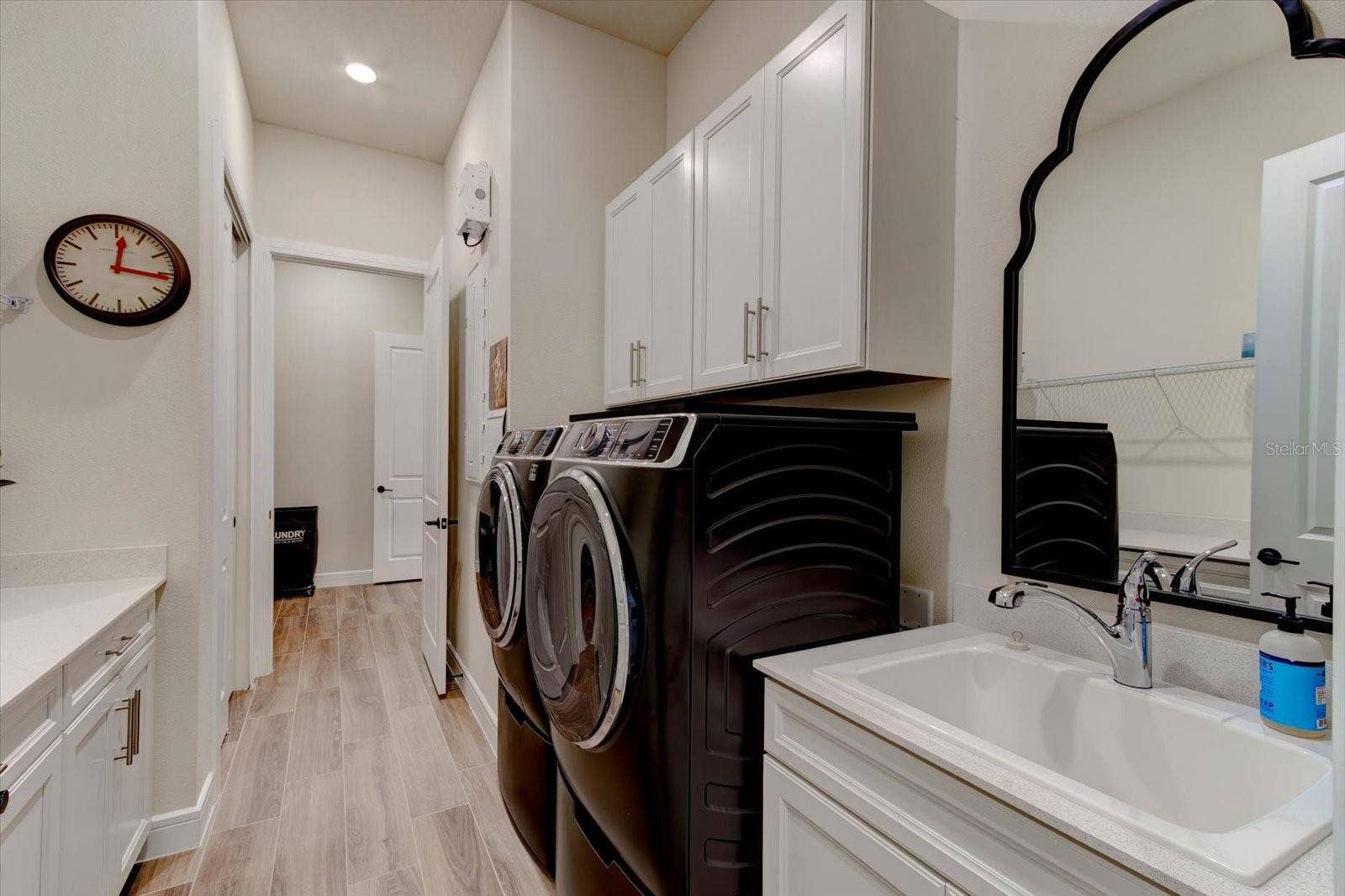 9177 SPLASHING DRIVE, Melbourne, FL 32940 Laundry Tub