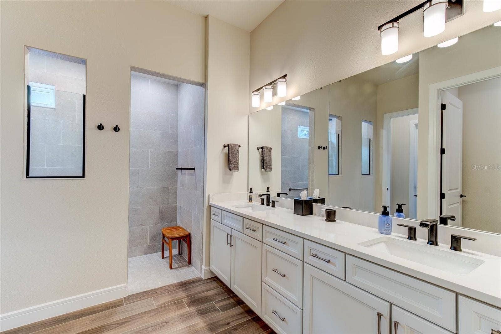 9177 SPLASHING DRIVE, Melbourne, FL 32940 Primary Bathroom