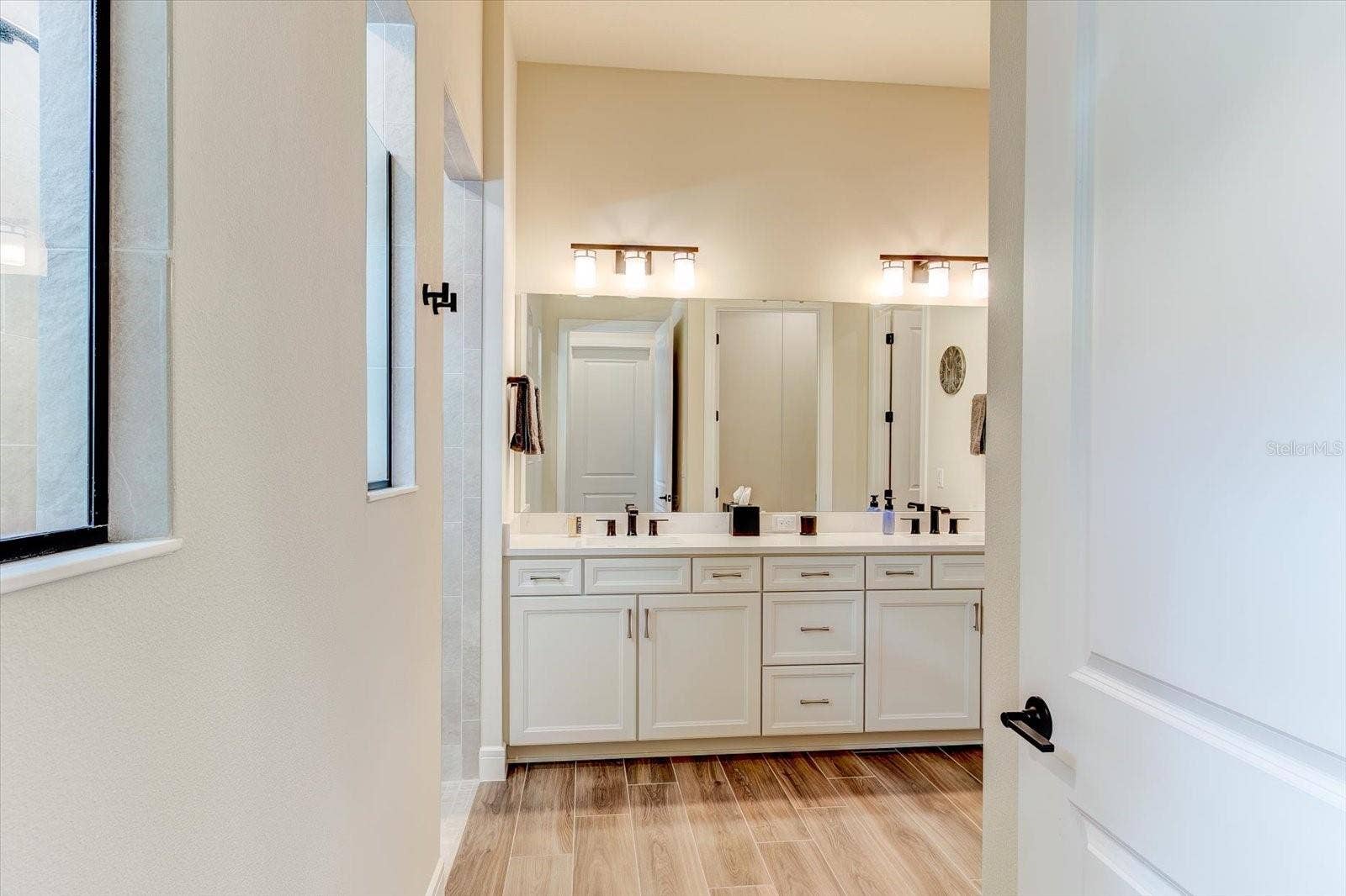 9177 SPLASHING DRIVE, Melbourne, FL 32940 Primary Bath