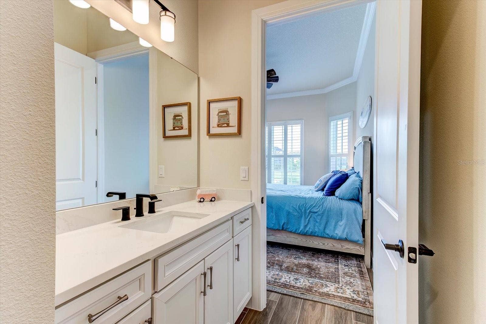 9177 SPLASHING DRIVE, Melbourne, FL 32940 Custom Finishings