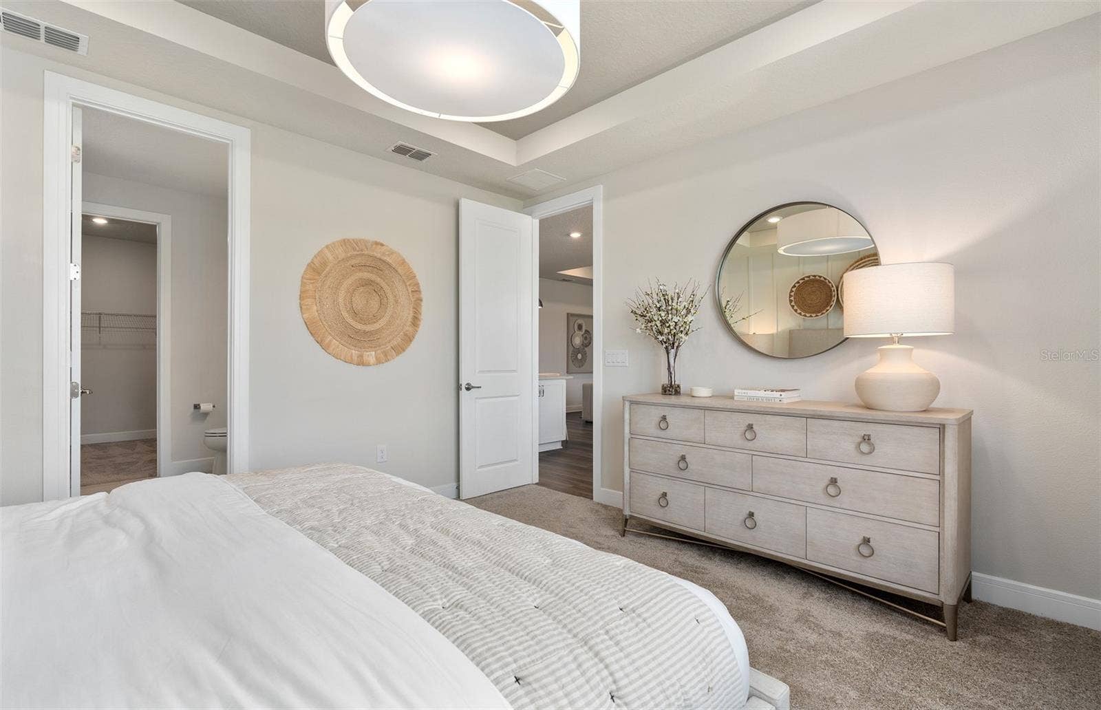 2189 MOSSY VINE AVENUE, St Cloud, FL 34771 Model Home Design Only. Pictures and furnishings are for illustrative purposes only. Elevations, colors and options may vary. Furniture is for model home staging only.