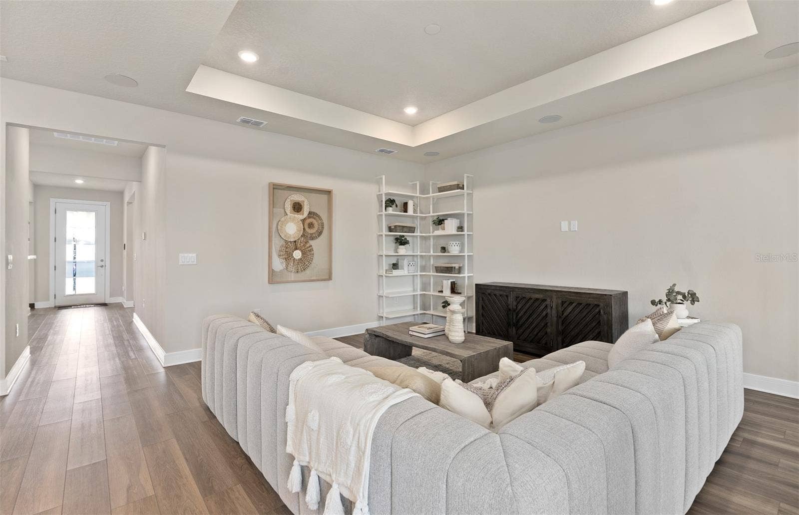 2189 MOSSY VINE AVENUE, St Cloud, FL 34771 Model Home Design Only. Pictures and furnishings are for illustrative purposes only. Elevations, colors and options may vary. Furniture is for model home staging only.