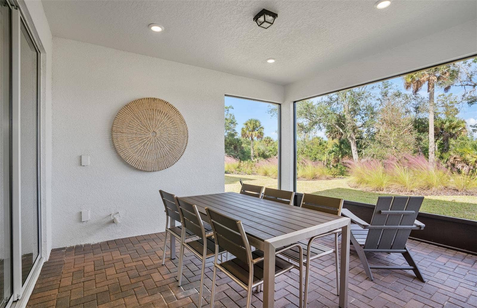 2189 MOSSY VINE AVENUE, St Cloud, FL 34771 Model Home Design Only. Pictures and furnishings are for illustrative purposes only. Elevations, colors and options may vary. Furniture is for model home staging only.