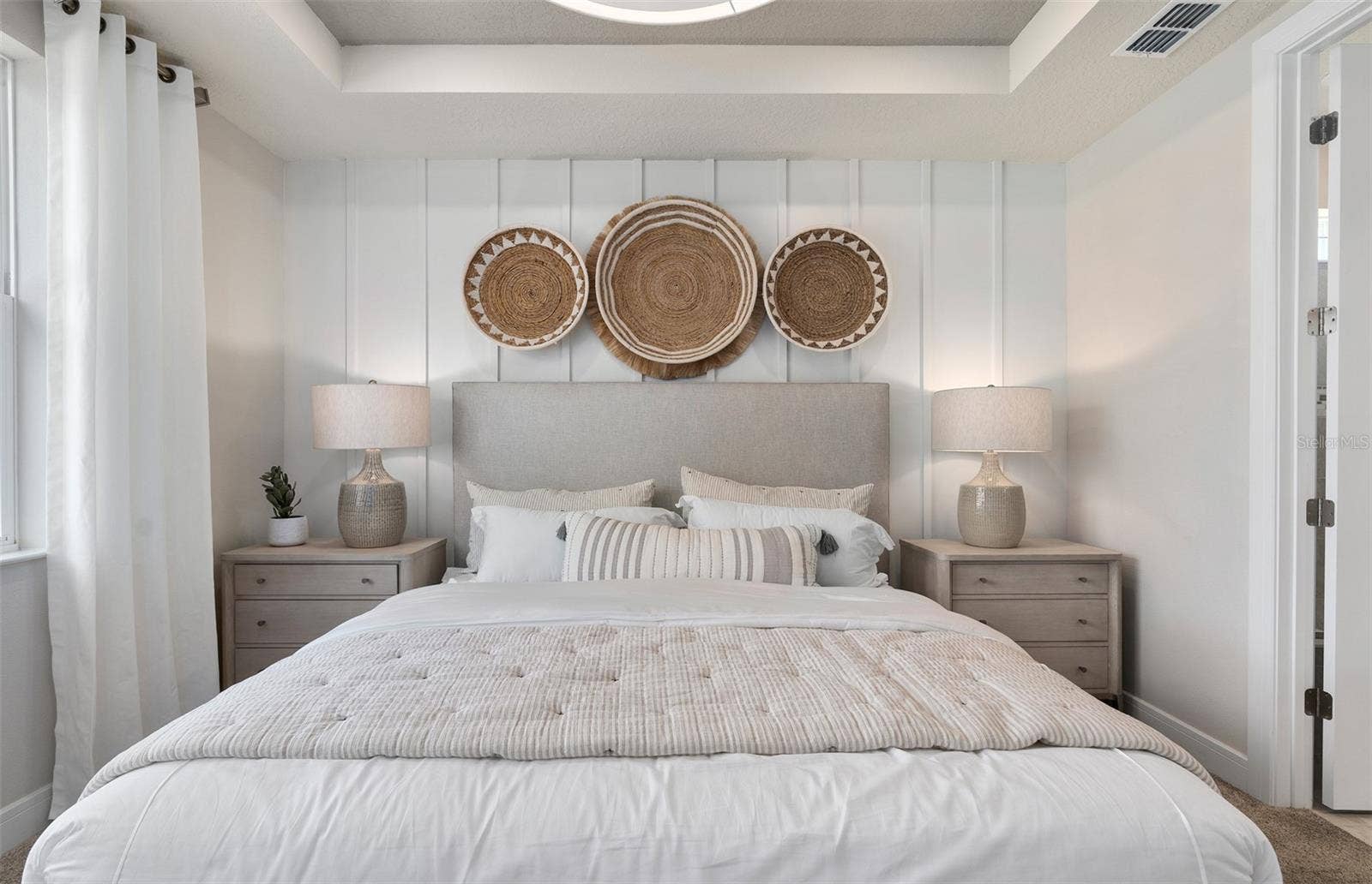 2189 MOSSY VINE AVENUE, St Cloud, FL 34771 Model Home Design Only. Pictures and furnishings are for illustrative purposes only. Elevations, colors and options may vary. Furniture is for model home staging only.
