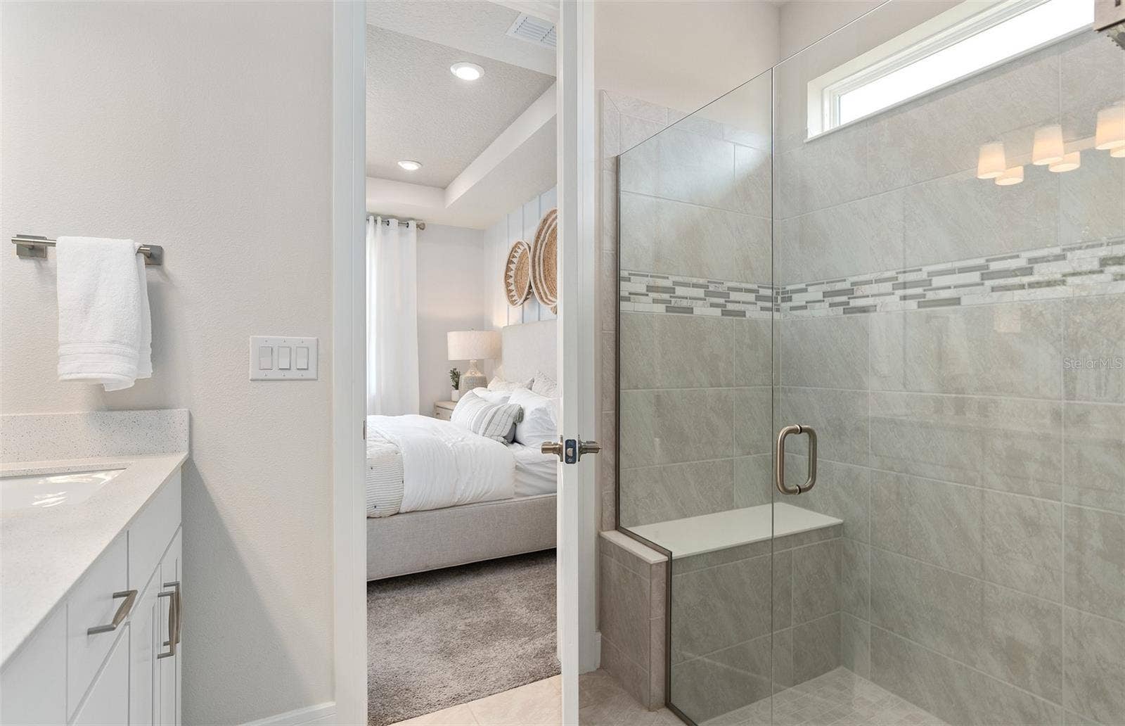 2189 MOSSY VINE AVENUE, St Cloud, FL 34771 Model Home Design Only. Pictures and furnishings are for illustrative purposes only. Elevations, colors and options may vary. Furniture is for model home staging only.