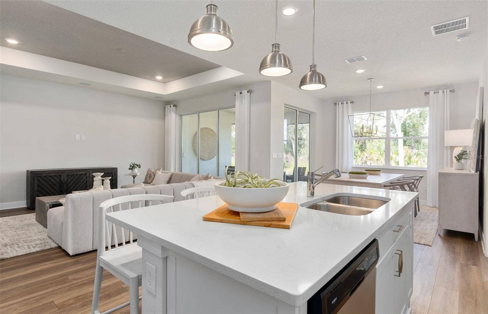 2189 MOSSY VINE AVENUE, St Cloud, FL 34771 Model Home Design Only. Pictures and furnishings are for illustrative purposes only. Elevations, colors and options may vary. Furniture is for model home staging only.