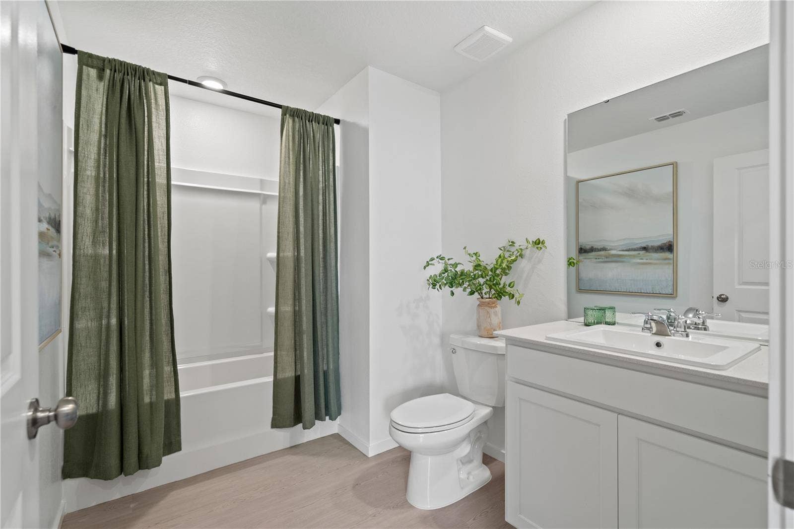 310 CERAMIC COURT, Groveland, FL 34736 310 CERAMIC COURT, Groveland, FL 34736