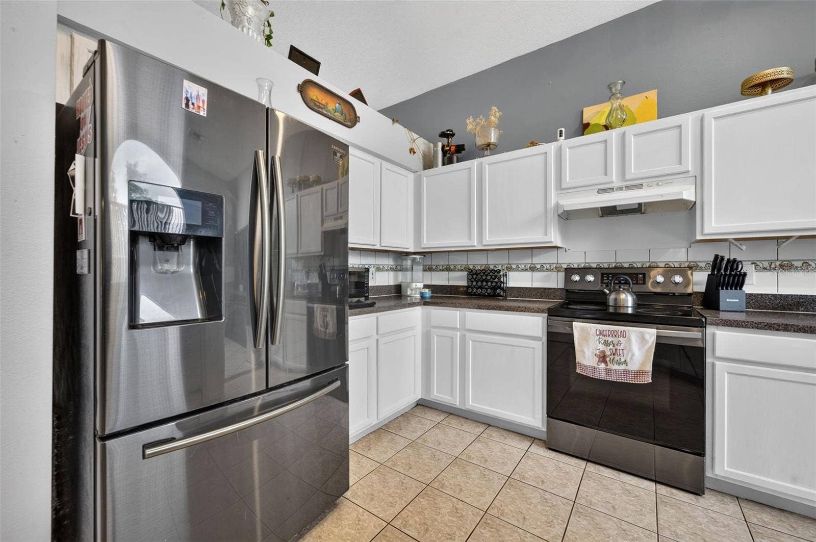 268 EASTON CIRCLE, Oviedo, FL 32765 New Frig
