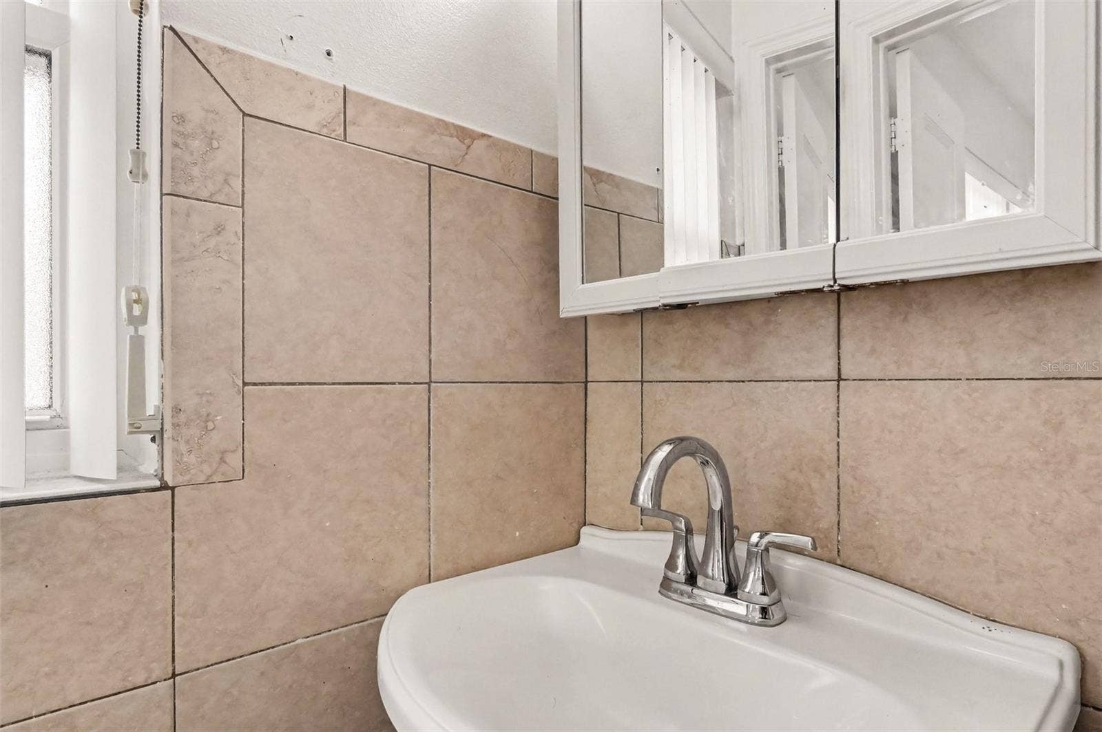 2818 AMBERGATE ROAD, Winter Park, FL 32792 2818 AMBERGATE ROAD, Winter Park, FL 32792