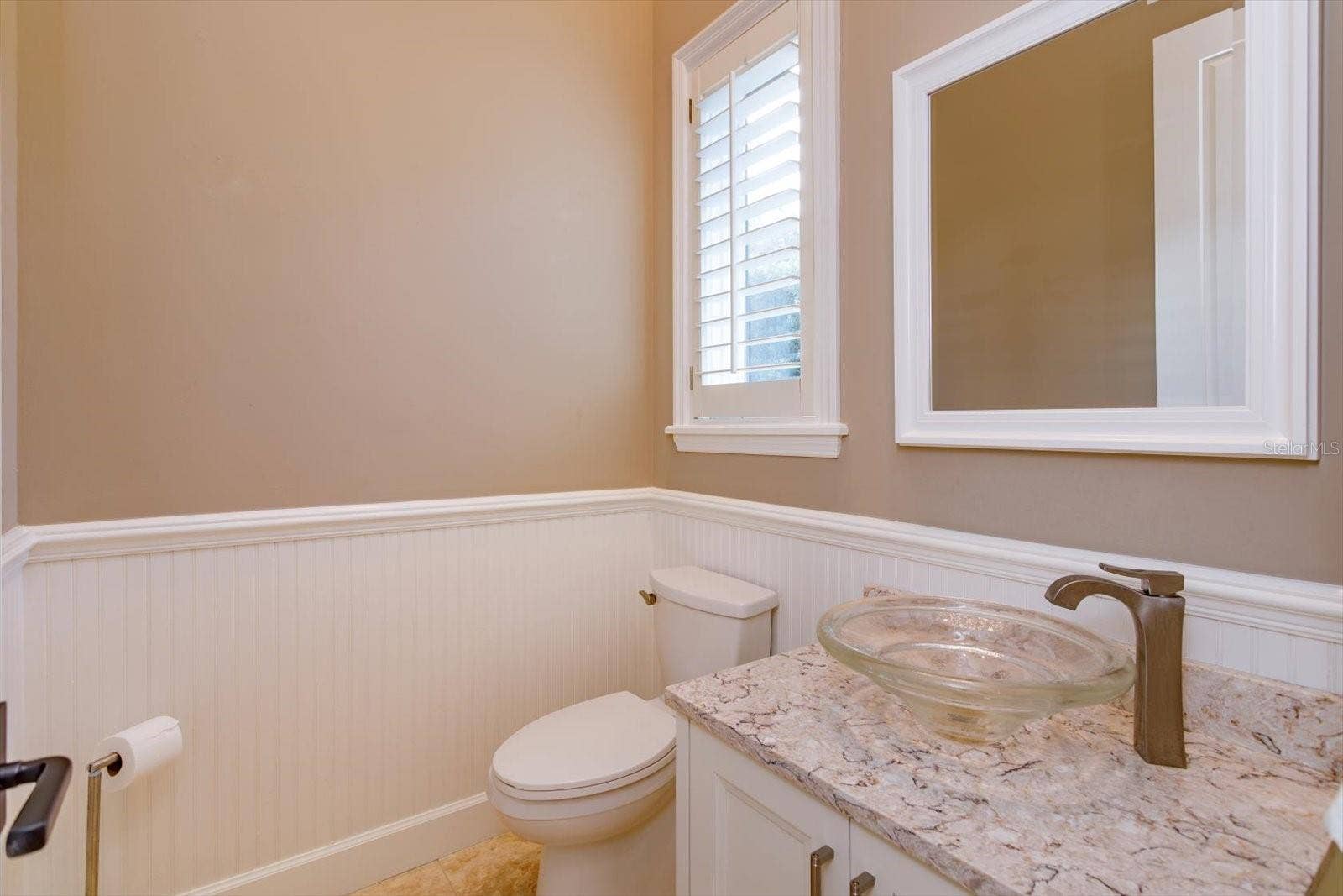 6126 PAYNE STEWART DRIVE, Windermere, FL 34786 Powder /Pool Bath
