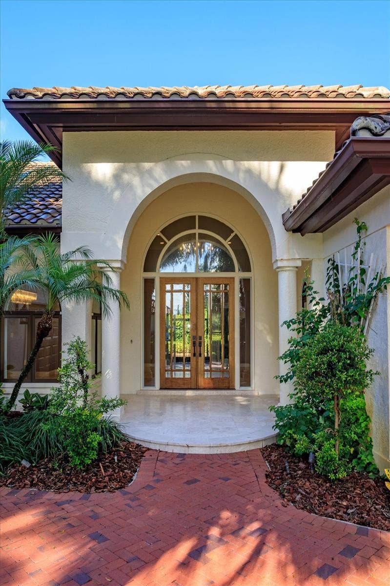 6126 PAYNE STEWART DRIVE, Windermere, FL 34786 Grand Front Entry