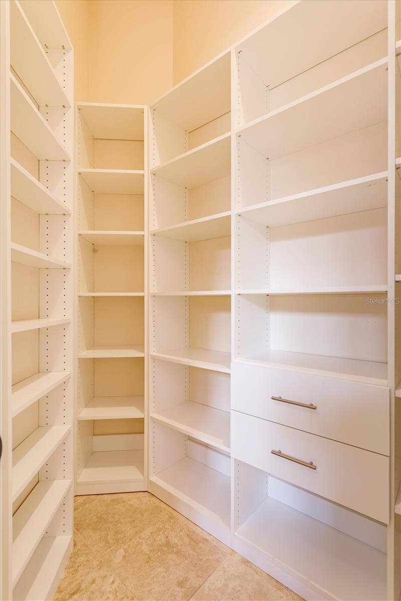 6126 PAYNE STEWART DRIVE, Windermere, FL 34786 Walk-in Pantry