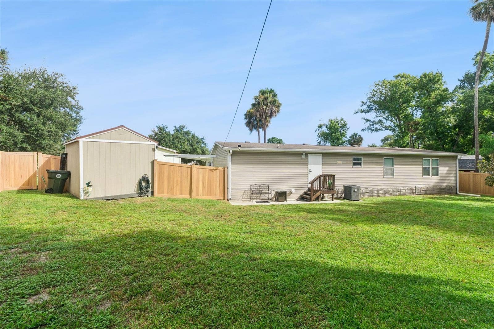 1137 YAUPON STREET, Daytona Beach, FL 32117 1137 YAUPON STREET, Daytona Beach, FL 32117