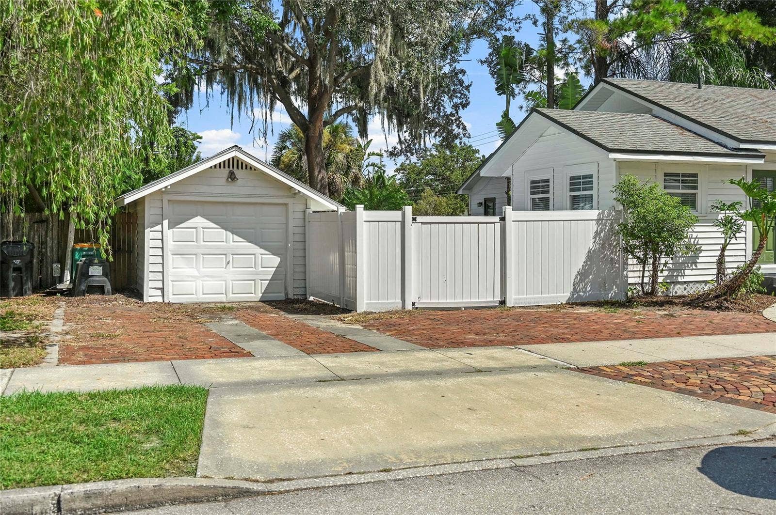 1 E PRINCETON STREET, Orlando, FL 32804 1 E PRINCETON STREET, Orlando, FL 32804