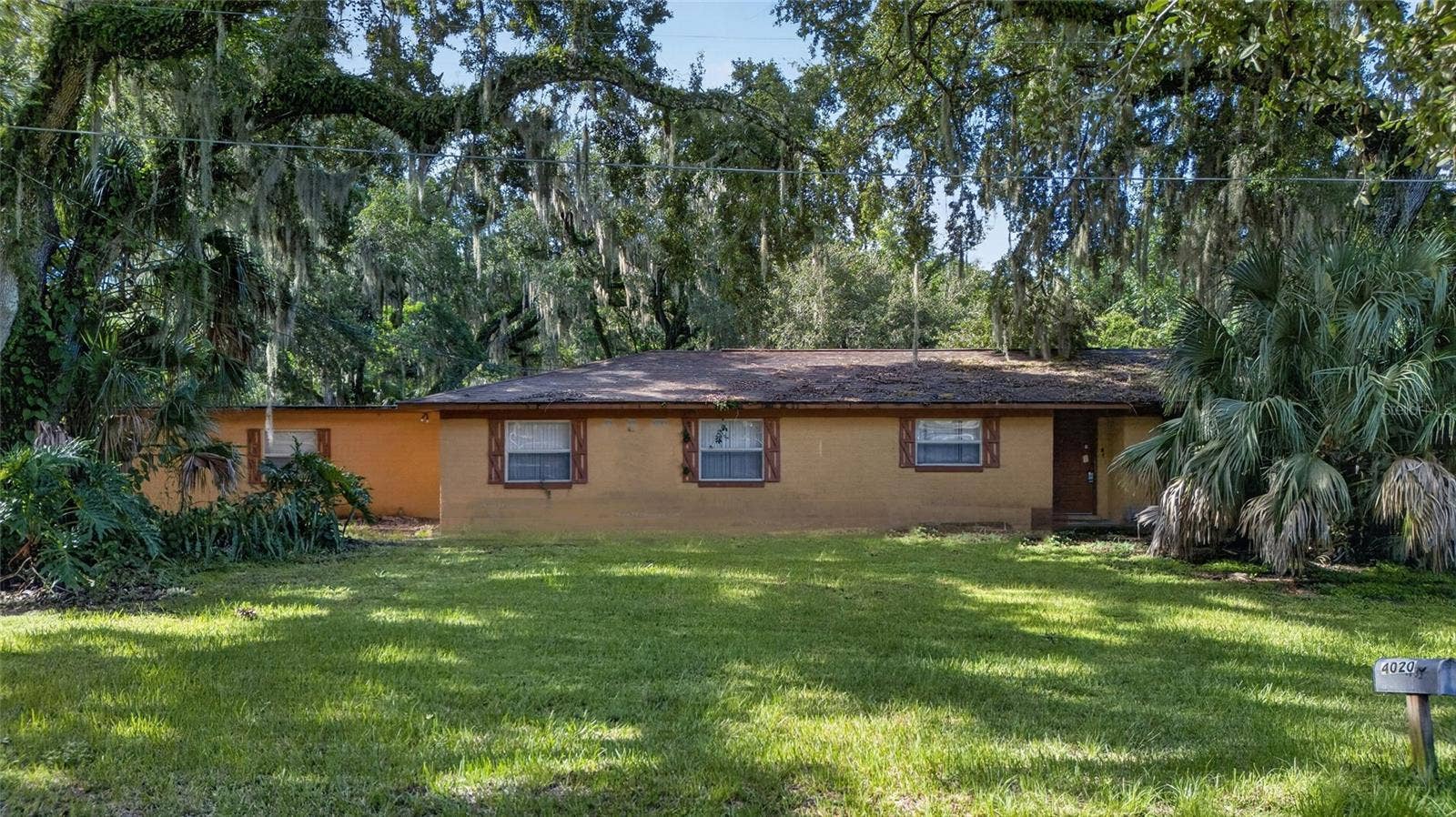 4020 MAGNOLIA DRIVE, Leesburg, FL 34748 4020 MAGNOLIA DRIVE, Leesburg, FL 34748