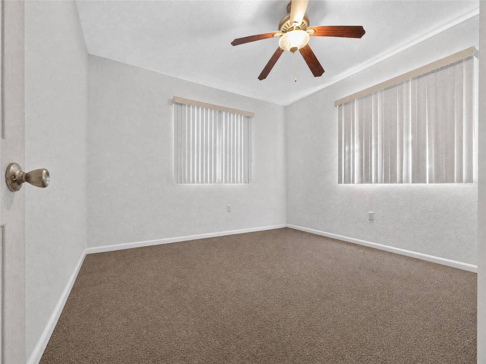 4020 MAGNOLIA DRIVE, Leesburg, FL 34748 4020 MAGNOLIA DRIVE, Leesburg, FL 34748