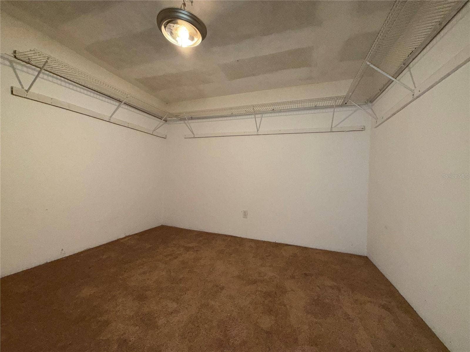 4020 MAGNOLIA DRIVE, Leesburg, FL 34748 4020 MAGNOLIA DRIVE, Leesburg, FL 34748