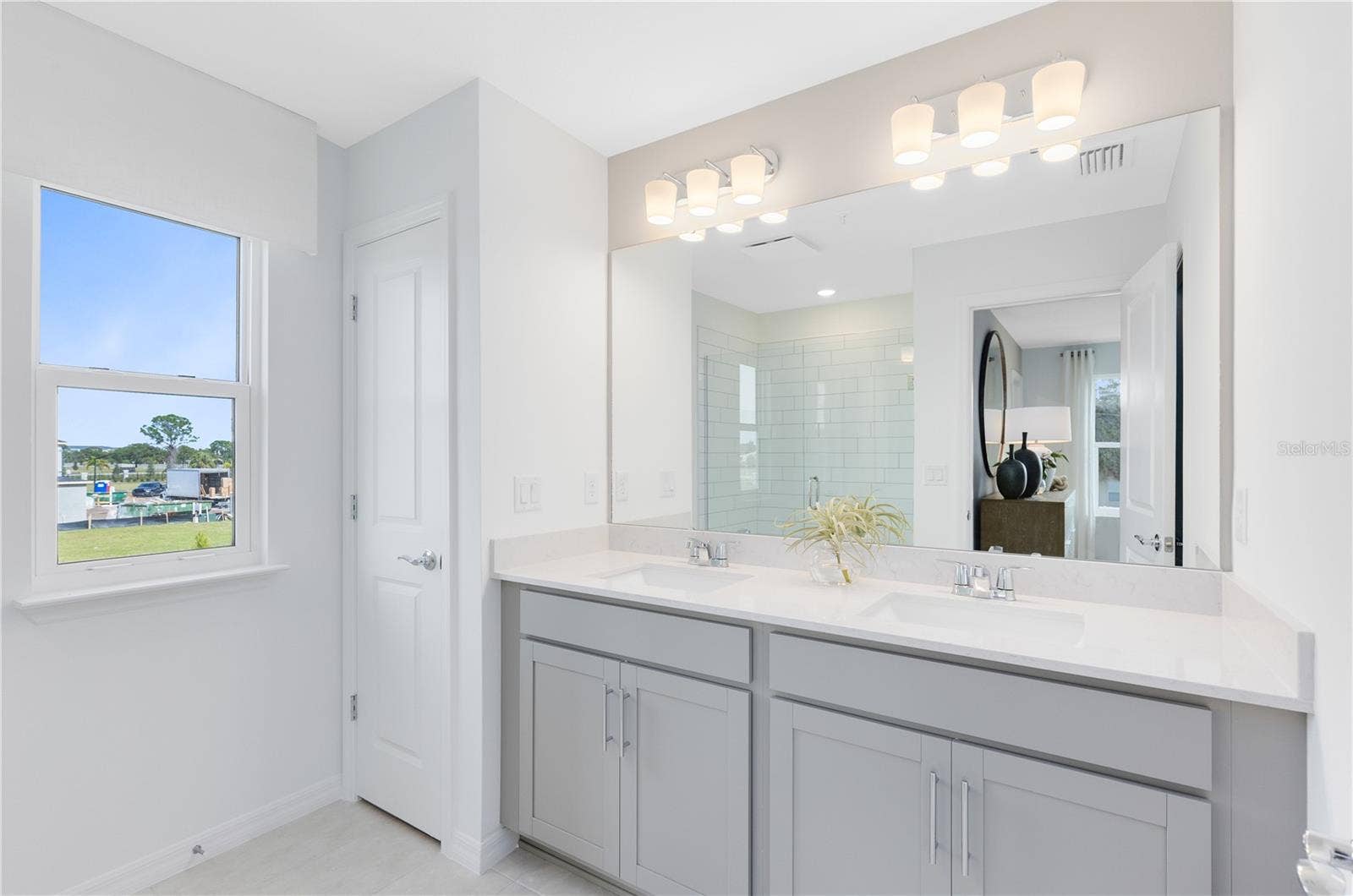 Model Home Design Only. Pictures and furnishings are for illustrative purposes only. Elevations, colors and options may vary. Furniture is for model home staging only.