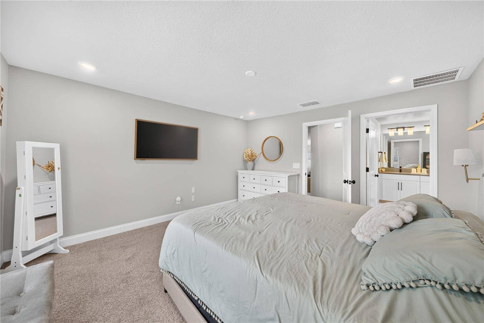 1745 HOUR GLASS DRIVE, Orlando, FL 32806 Primary Bedroom