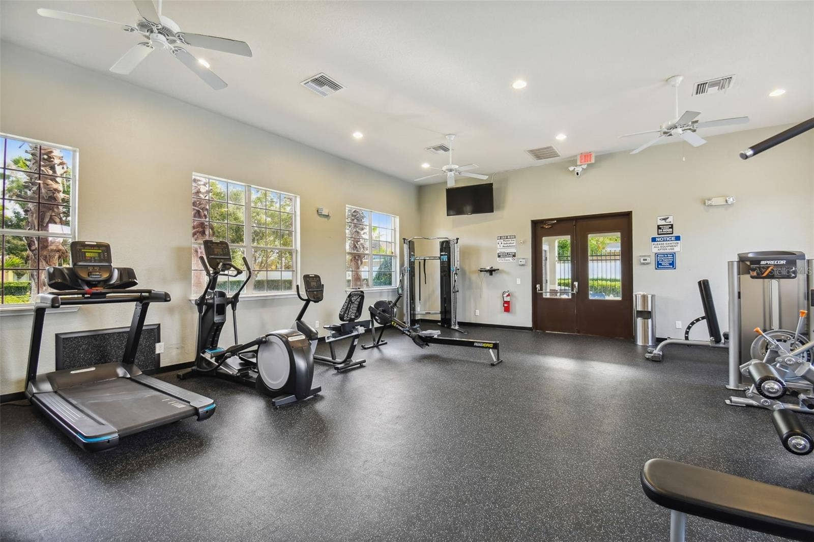 Community  Gym