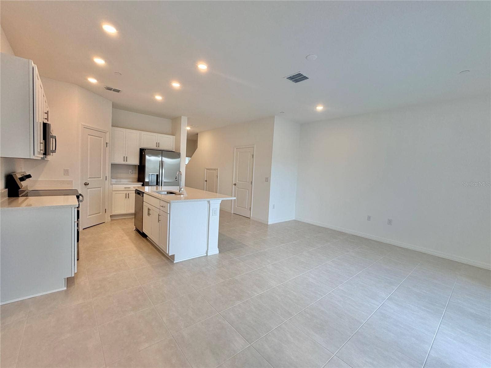 2627 BALMERINO WAY, Mount Dora, FL 32757 2627 BALMERINO WAY, Mount Dora, FL 32757