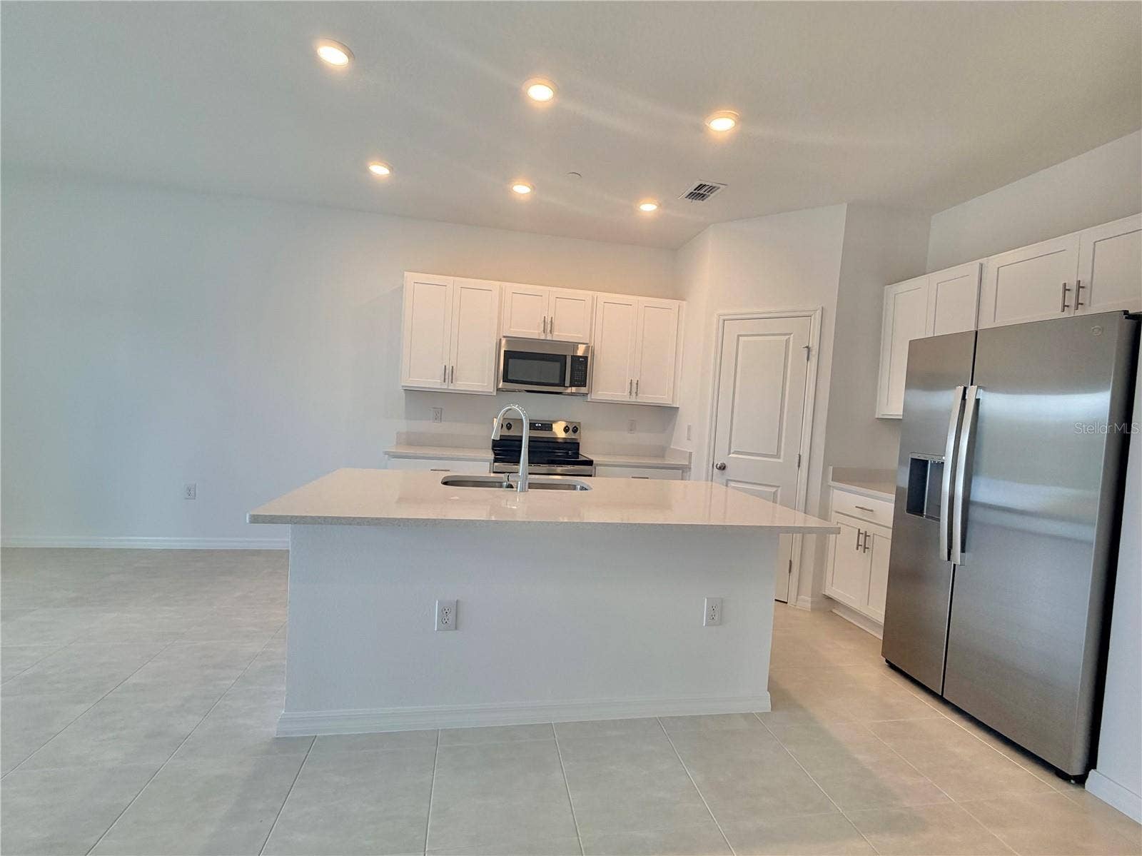 2627 BALMERINO WAY, Mount Dora, FL 32757 2627 BALMERINO WAY, Mount Dora, FL 32757