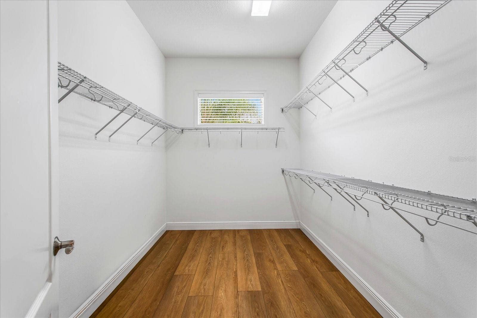 14121 ALAFAYA OAK BEND, Orlando, FL 32828 Large closet.