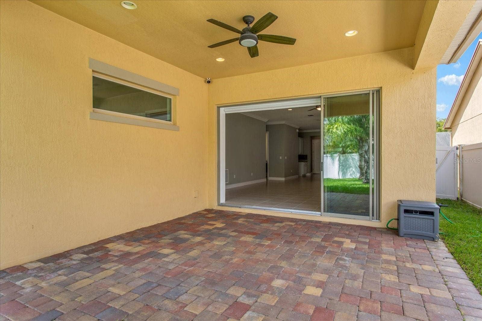 14121 ALAFAYA OAK BEND, Orlando, FL 32828 Covered back porch