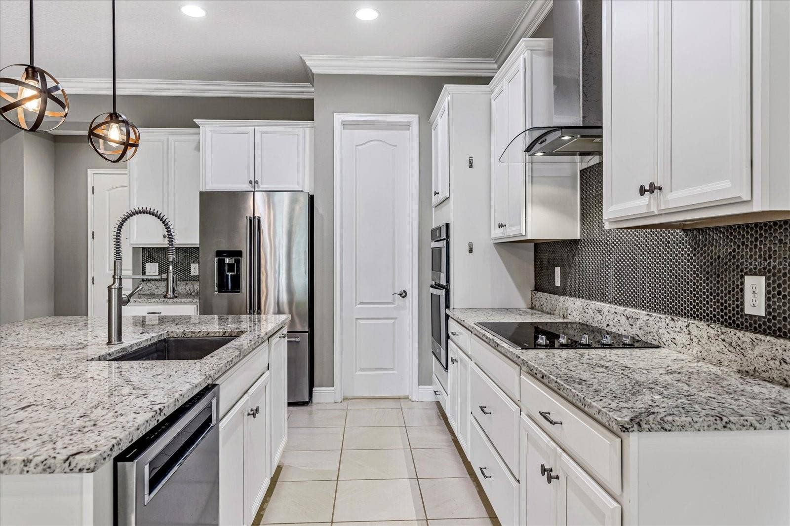 14121 ALAFAYA OAK BEND, Orlando, FL 32828 14121 ALAFAYA OAK BEND, Orlando, FL 32828