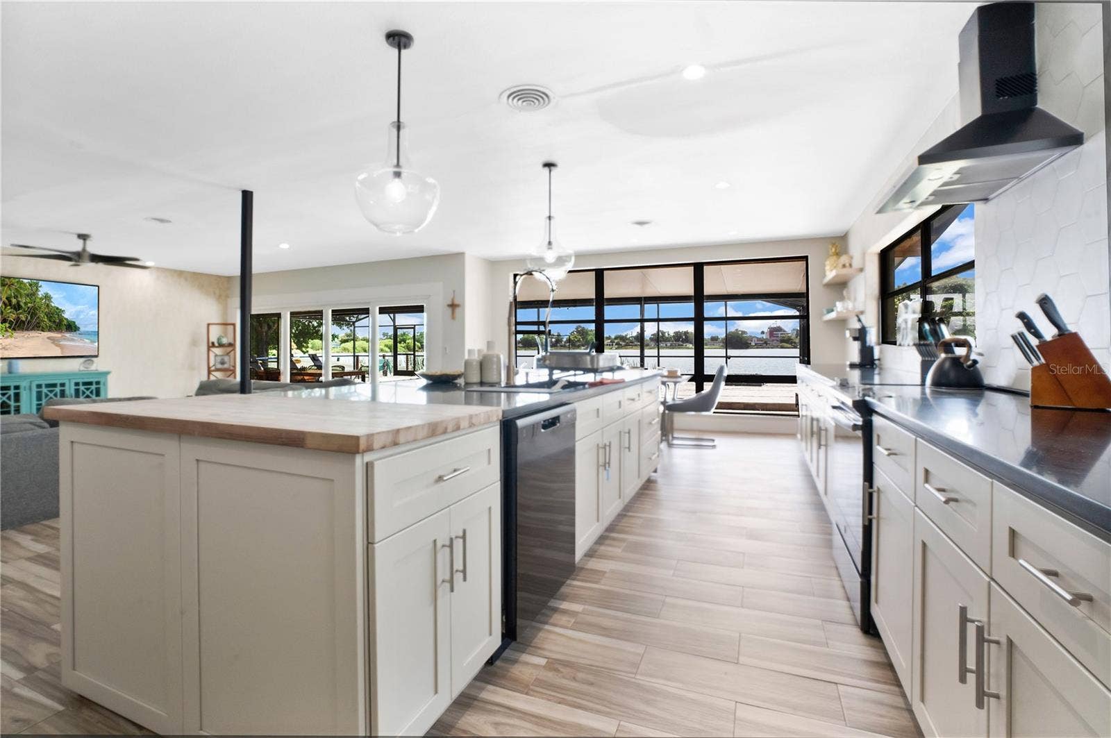 1520 ROCK LAKE DRIVE, Orlando, FL 32805 1520 ROCK LAKE DRIVE, Orlando, FL 32805