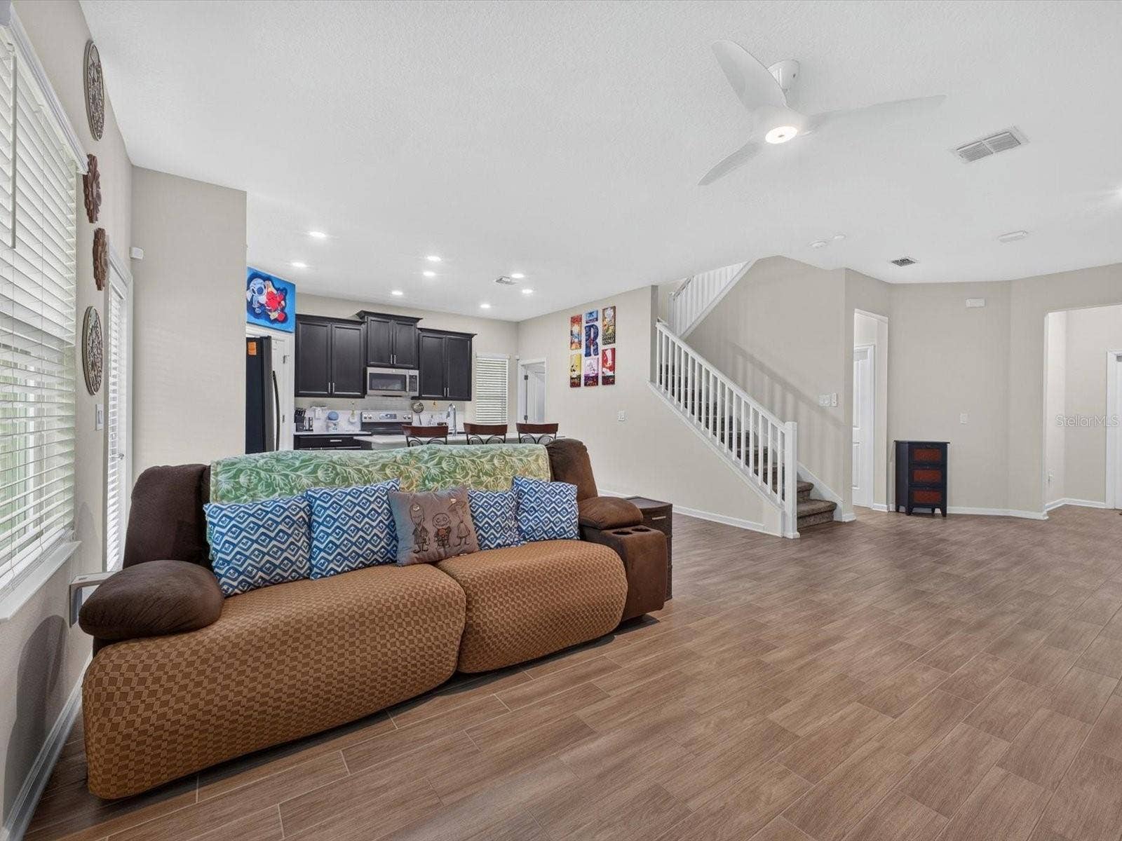 8975 FLUFFY LIE COURT, Davenport, FL 33896 8975 FLUFFY LIE COURT, Davenport, FL 33896