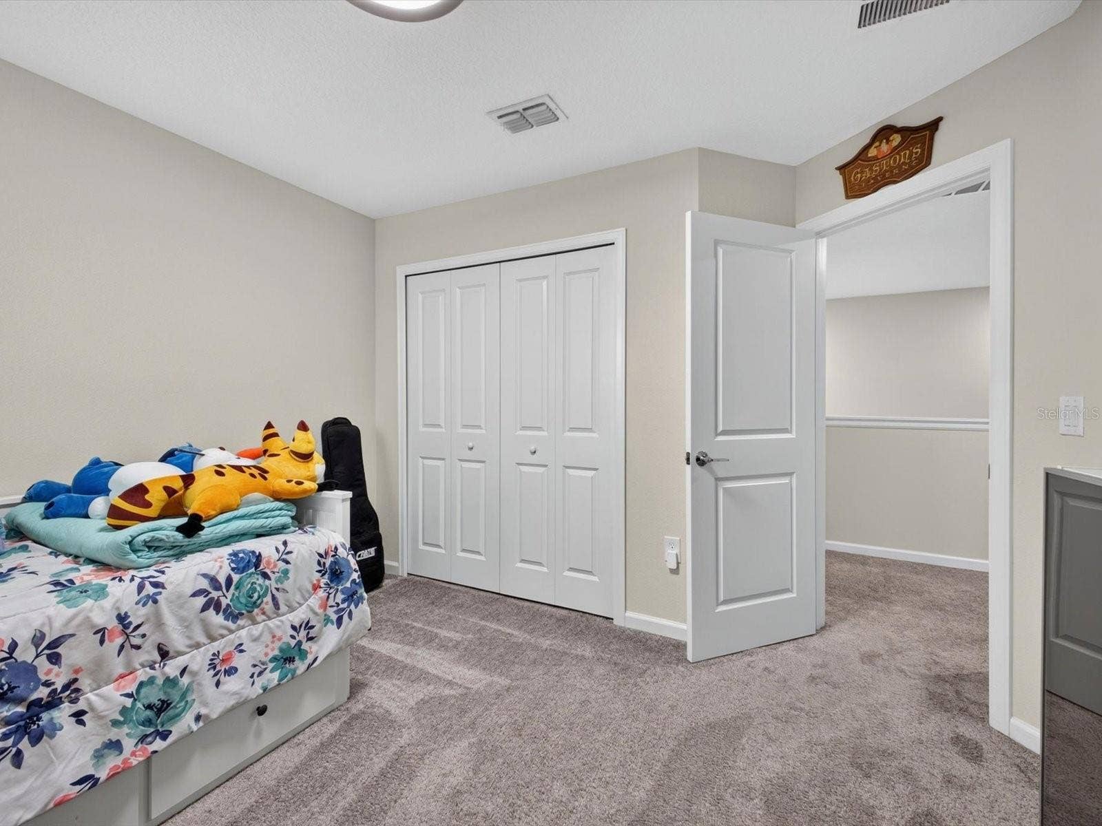 8975 FLUFFY LIE COURT, Davenport, FL 33896 8975 FLUFFY LIE COURT, Davenport, FL 33896