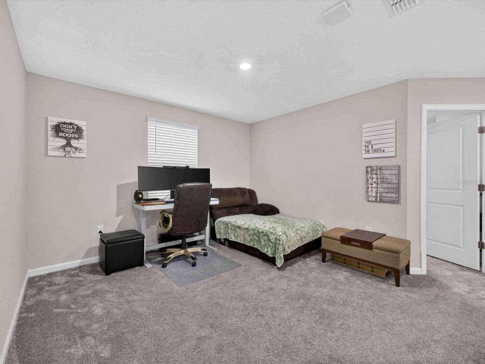 8975 FLUFFY LIE COURT, Davenport, FL 33896 8975 FLUFFY LIE COURT, Davenport, FL 33896