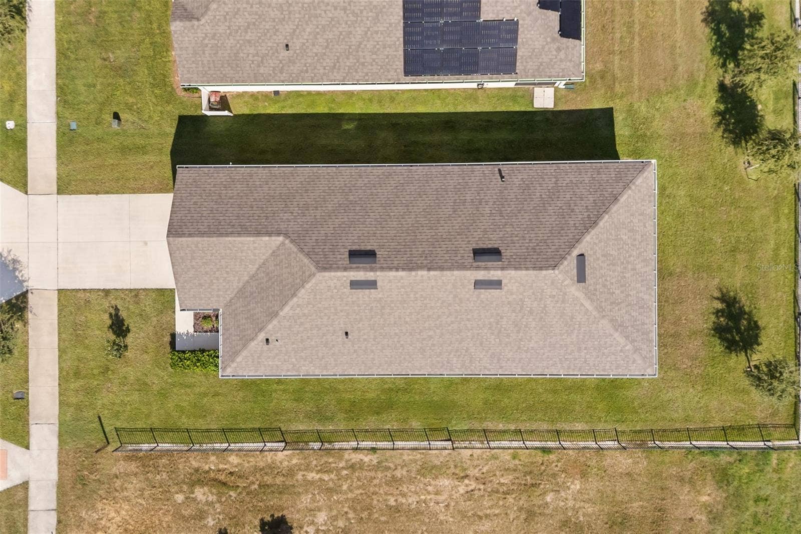 9760 BLACK WALNUT DRIVE, Clermont, FL 34715 9760 BLACK WALNUT DRIVE, Clermont, FL 34715