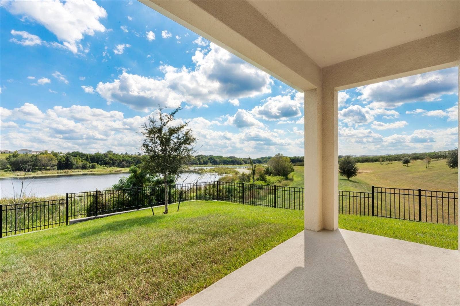 9760 BLACK WALNUT DRIVE, Clermont, FL 34715 9760 BLACK WALNUT DRIVE, Clermont, FL 34715