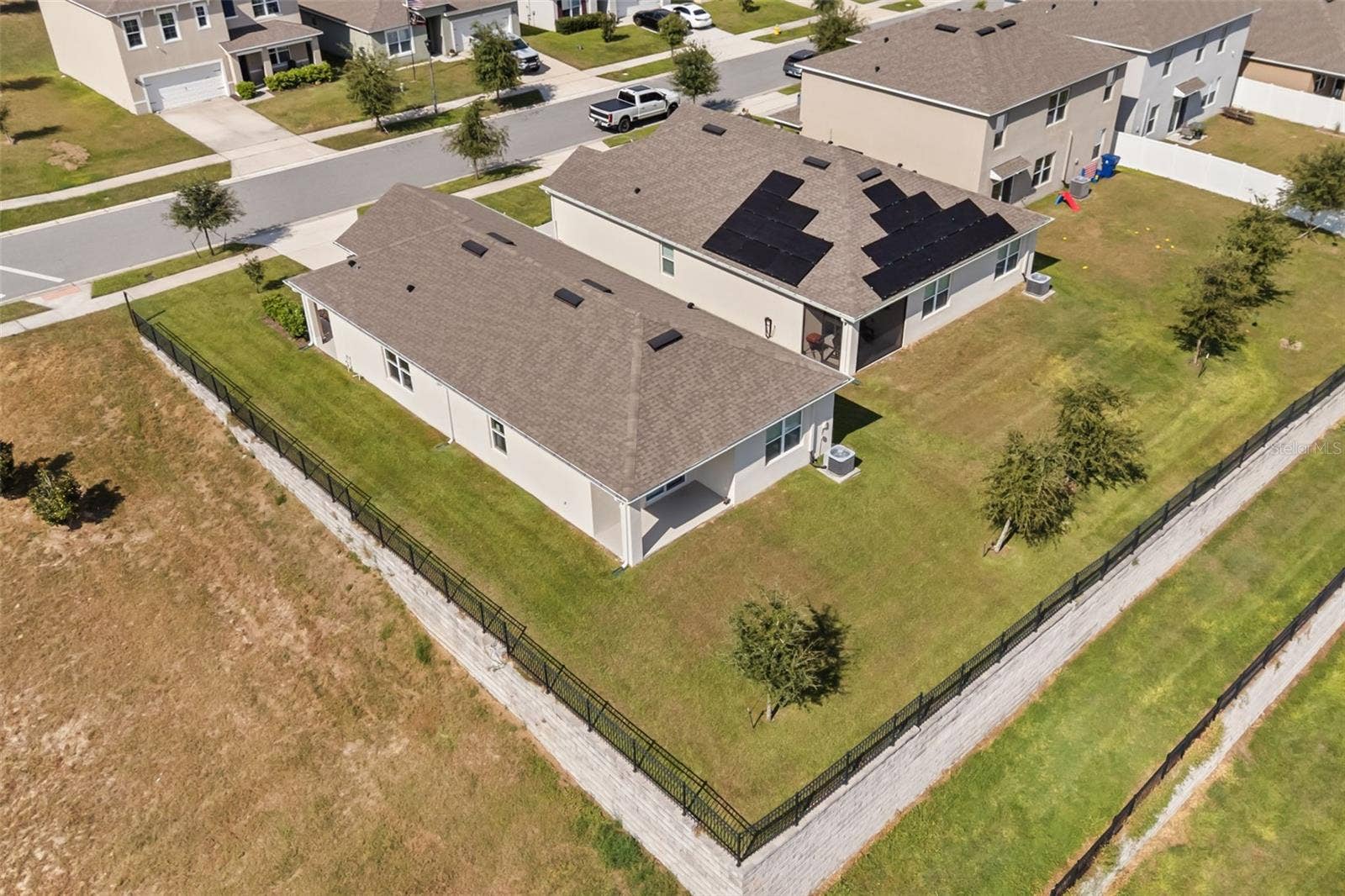 9760 BLACK WALNUT DRIVE, Clermont, FL 34715 9760 BLACK WALNUT DRIVE, Clermont, FL 34715